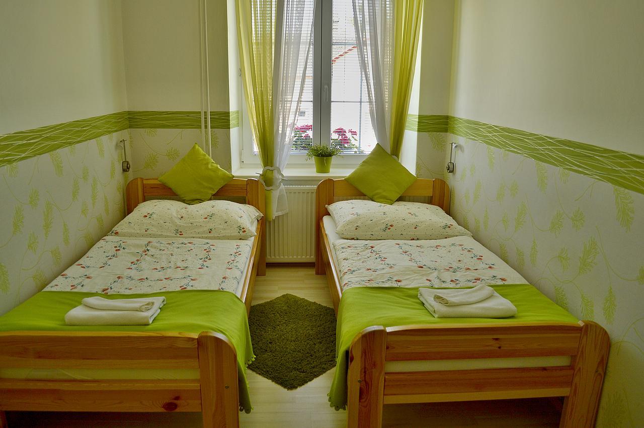 Hotel Florian สลาฟโกฟ อู เบอร์นา ภายนอก รูปภาพ